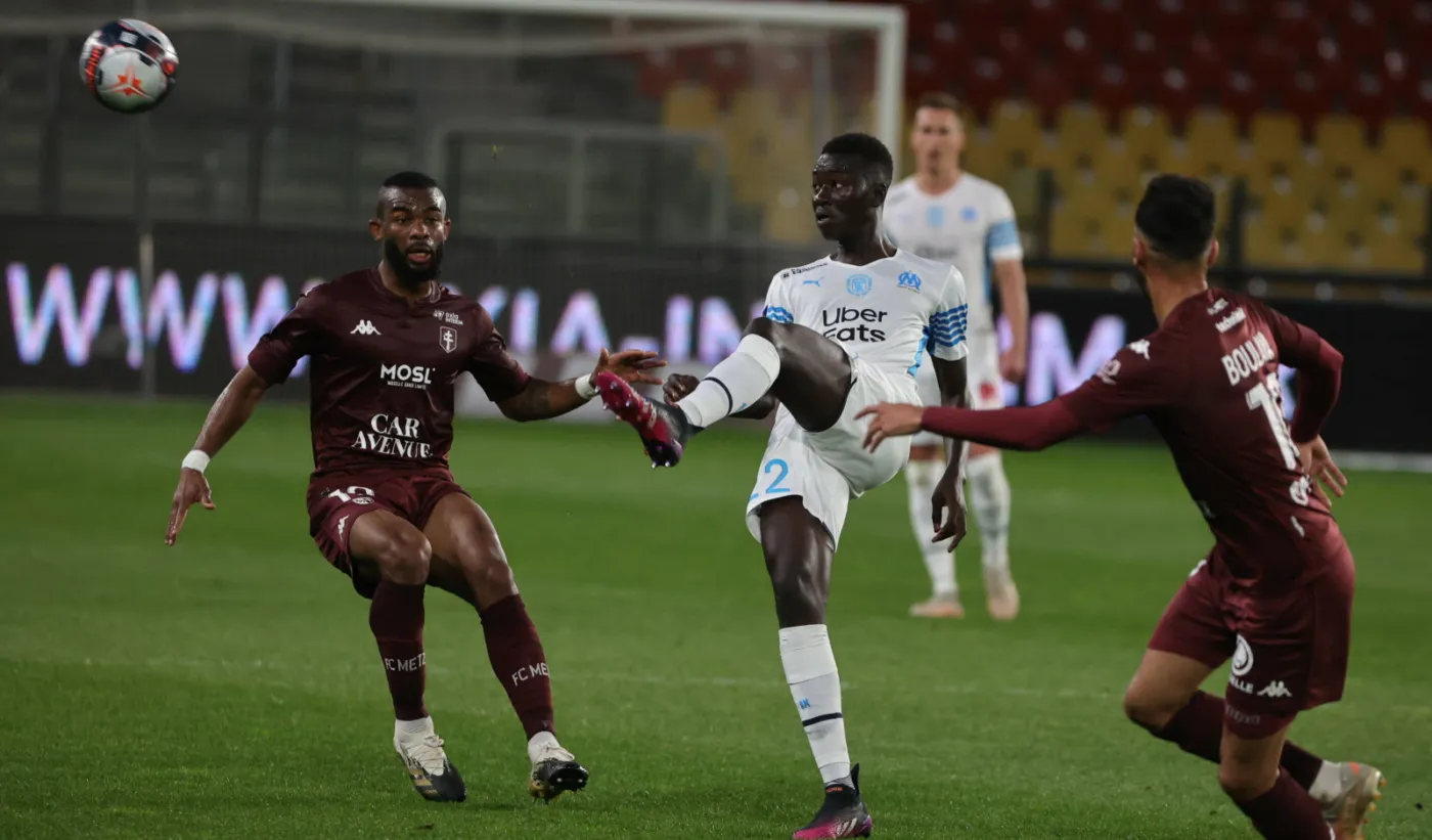 Số liệu thống kê về Marseille gặp FC Metz 01